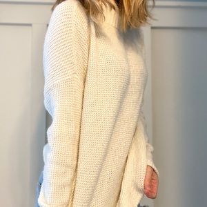 American Eagle Oversized Sweater